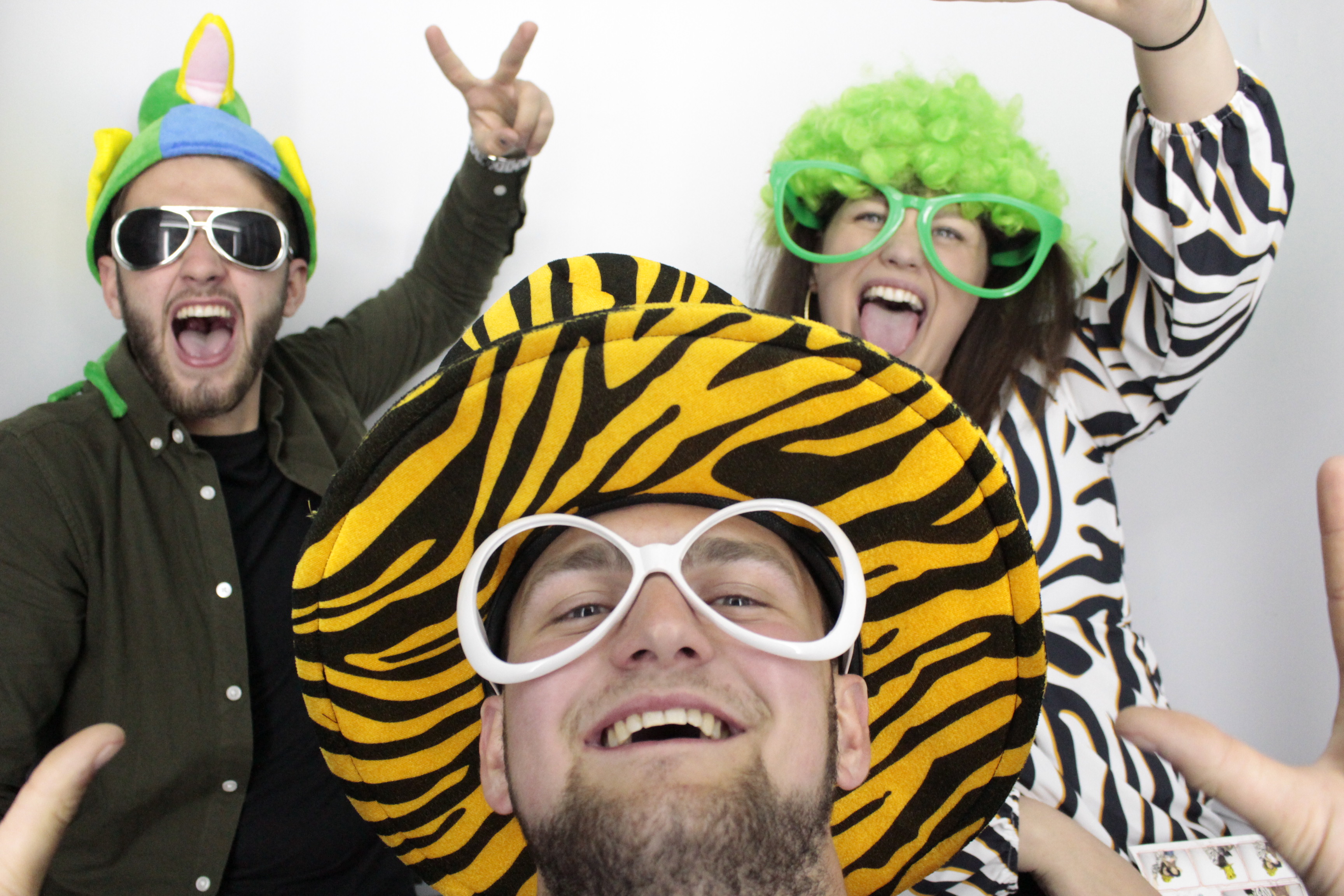 Mandy's 60th  Birthday Party | View more photos from the event at gallery.myphotoboothexperience.co.uk/u/MyPhotoBoothExperienceLtd/Mandys-60th-Birthday-Party